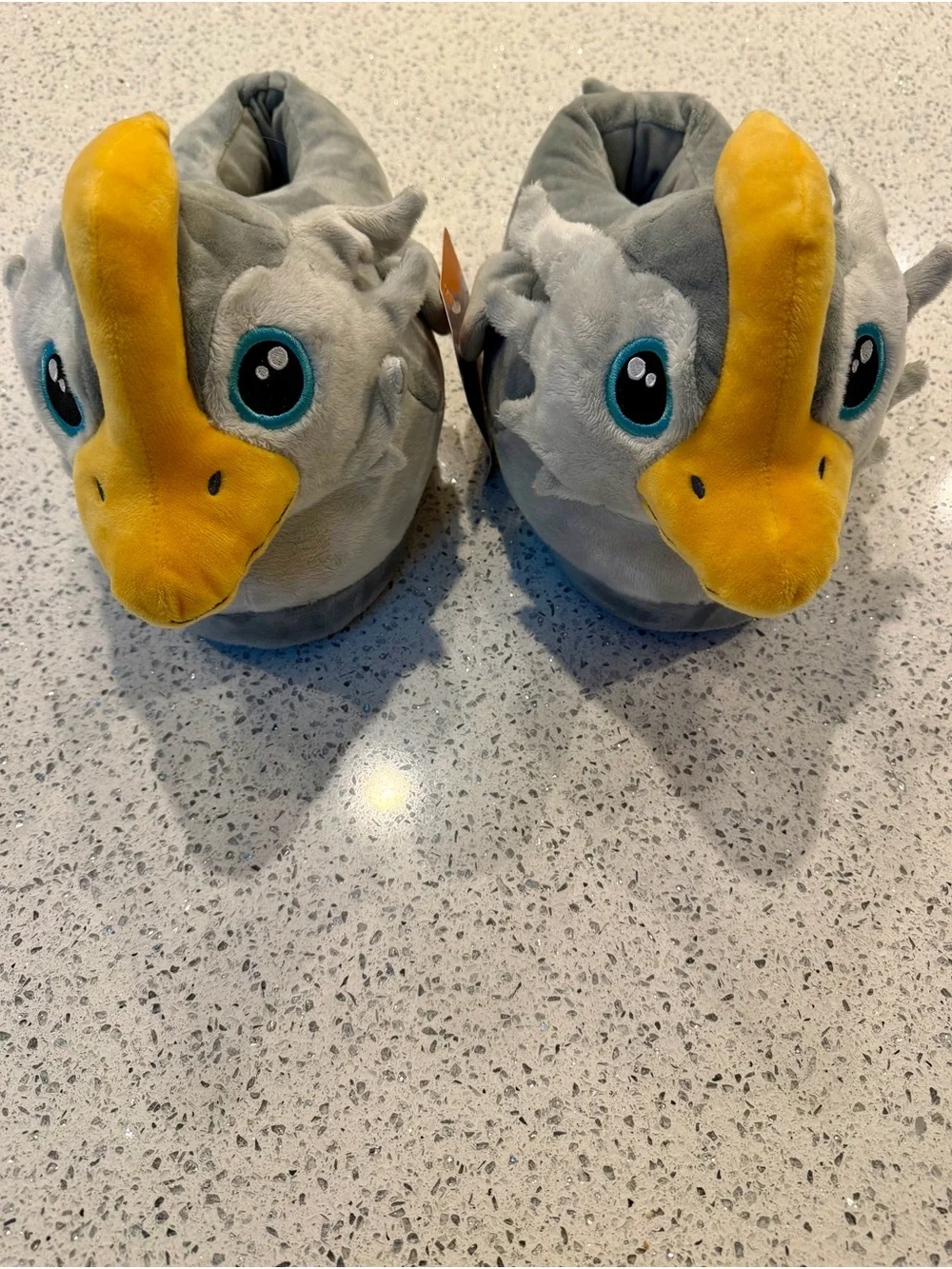World of Warcraft Duck Slippers NWT Size Medium